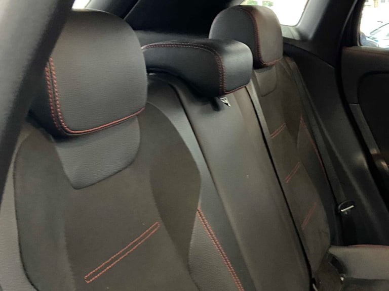  Mercedes-Benz GLA 200 AMG Line Premium Plus Night Ed 5dr Auto Hatchback Petrol Automatic