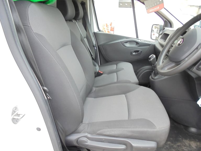 2020 Renault Trafic SL28 ENERGY dCi 145 Business Van PANEL VAN Diesel Manual