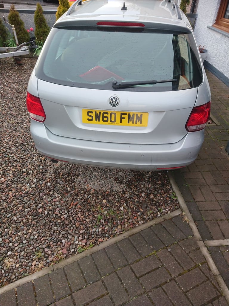 Vw golf mk6 silver 1.6tdi breaking 