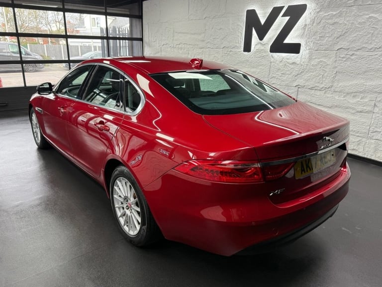 2017 Jaguar XF 2.0d Prestige 4dr Auto SALOON DIESEL Automatic