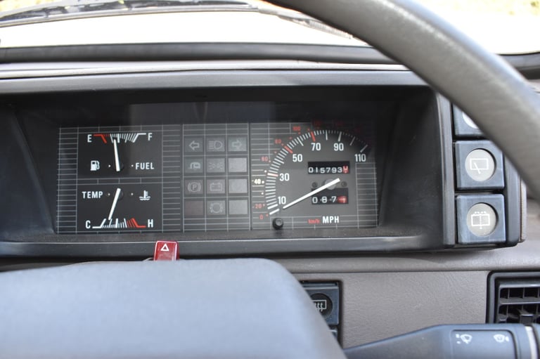 **VERY LOW MILEAGE** Austin Metro 1.0 City X