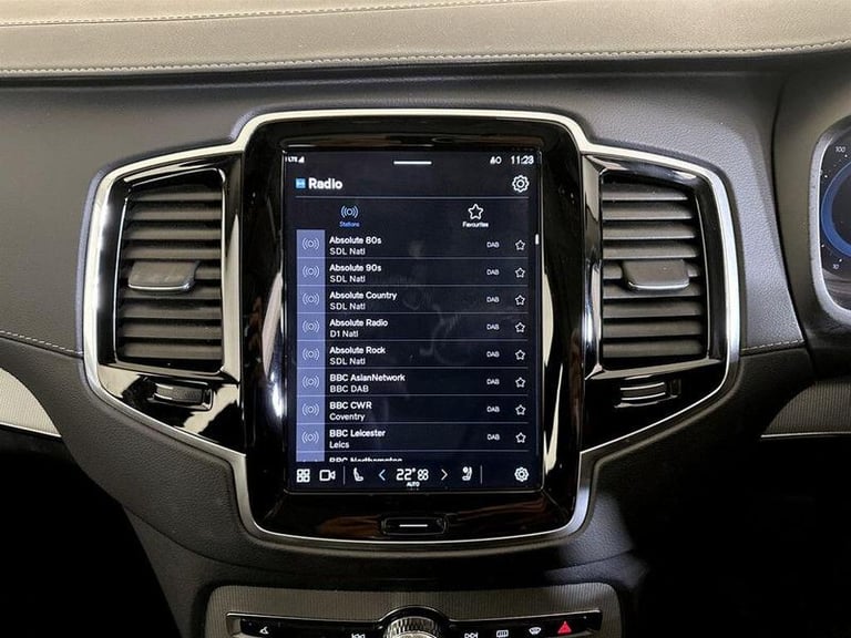 2022 Volvo XC90 2.0h T8 Recharge 18.8kWh Plus Auto 4WD Euro 6 (s/s) 5dr Automatic SUV Hybrid Auto...