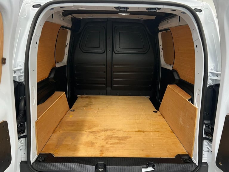 2023 Nissan Townstar 1.3 TCe Tekna+ L1 Euro 6 (s/s) 6dr Panel Van Petrol Manual