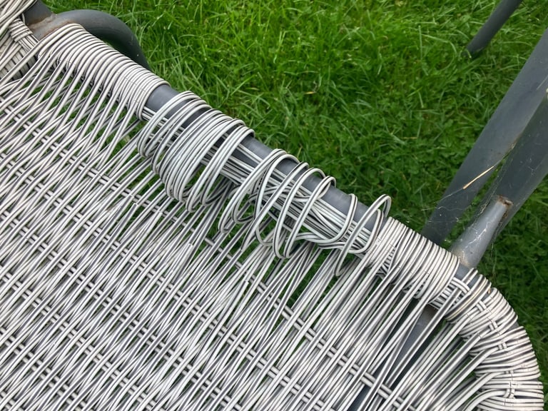 Free Metal Garden Benches