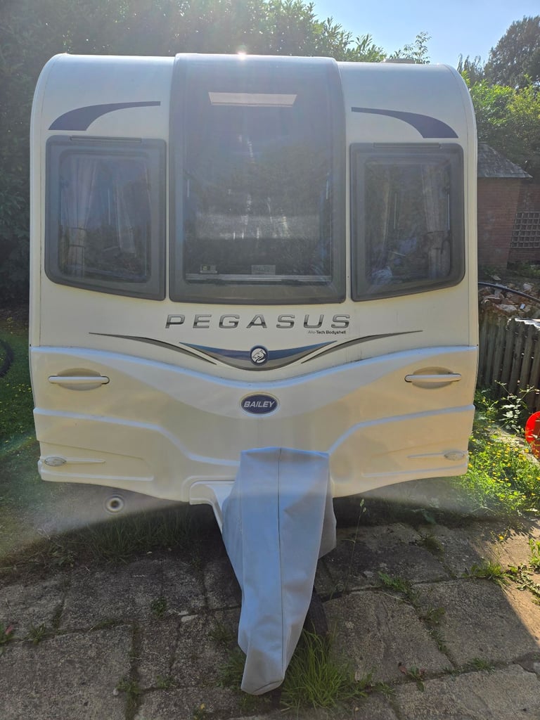 Bailey Pegasus gt65 bologna twin axle