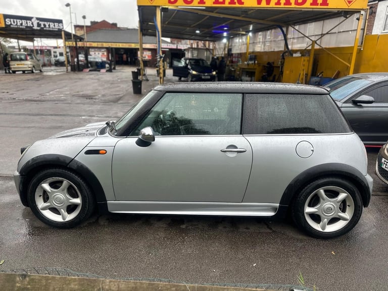  MINI Hatch 1.6 Cooper Euro 3 3dr Petrol Manual