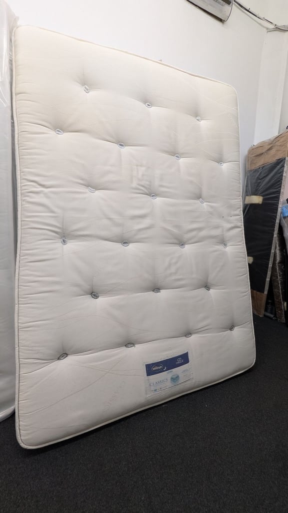 image for 4ft6 Double Used Mattress