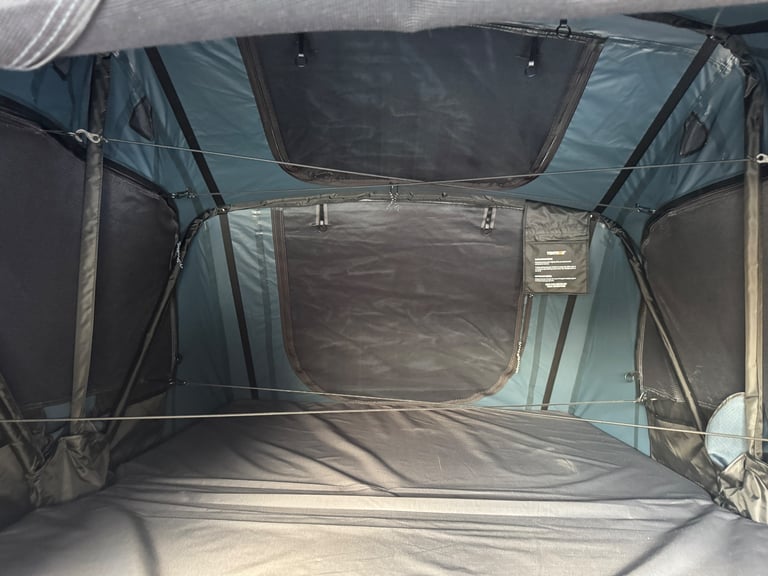 Tentbox Lite 2.0 With Living Pod Excellent Condition 