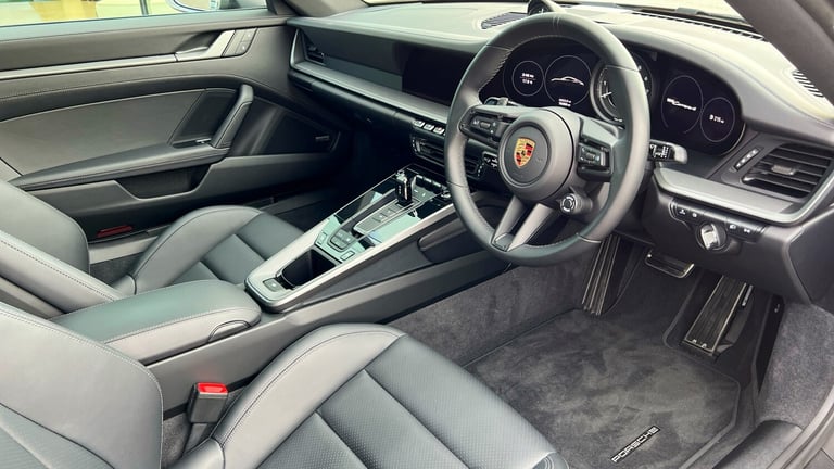 2024 Porsche 911 2dr PDK Petrol