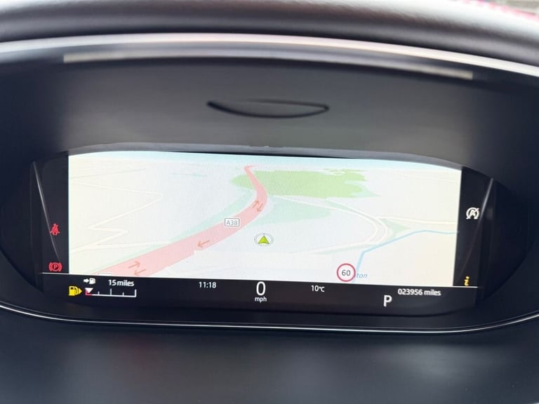 2020 20 JAGUAR E-PACE P200 CHEQUERED FLAG R-Dynamic 2.0 Petrol AWD 24,000 miles
