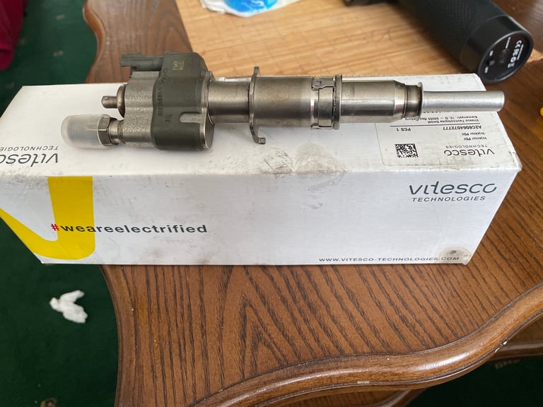 Fuel injector bmw 3 petrol 318