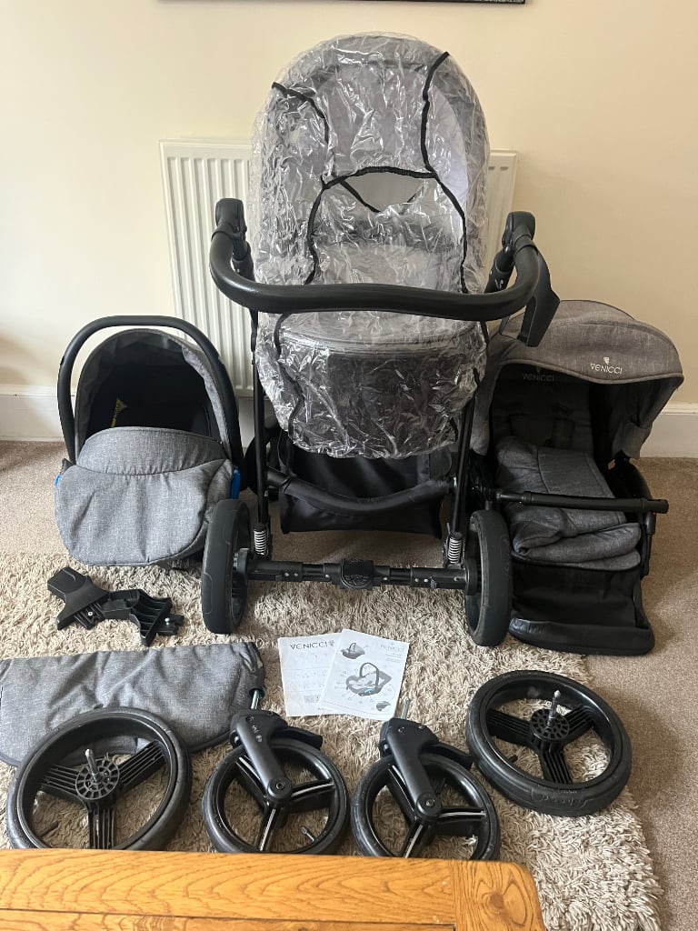 Venicci 3in 1 travel system