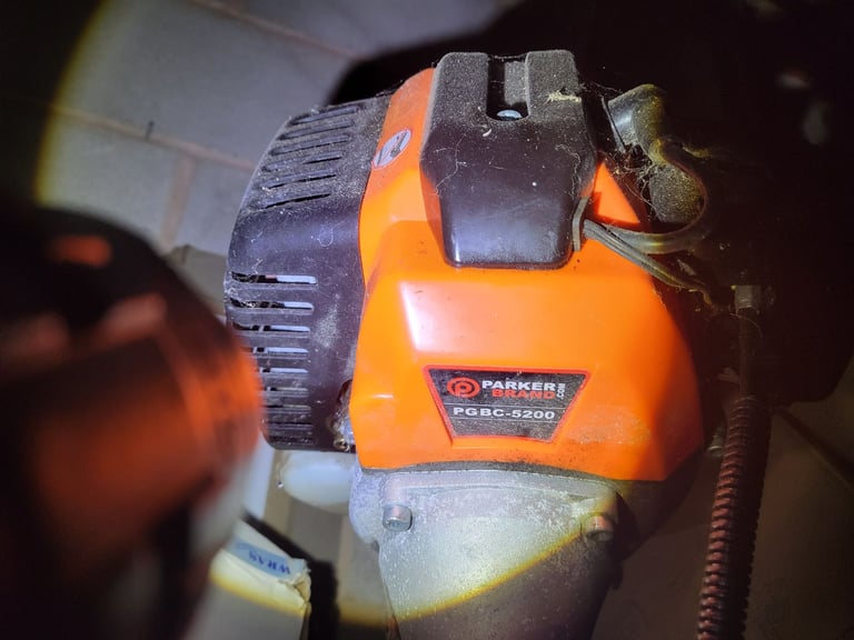Parker petrol Strimmer 
