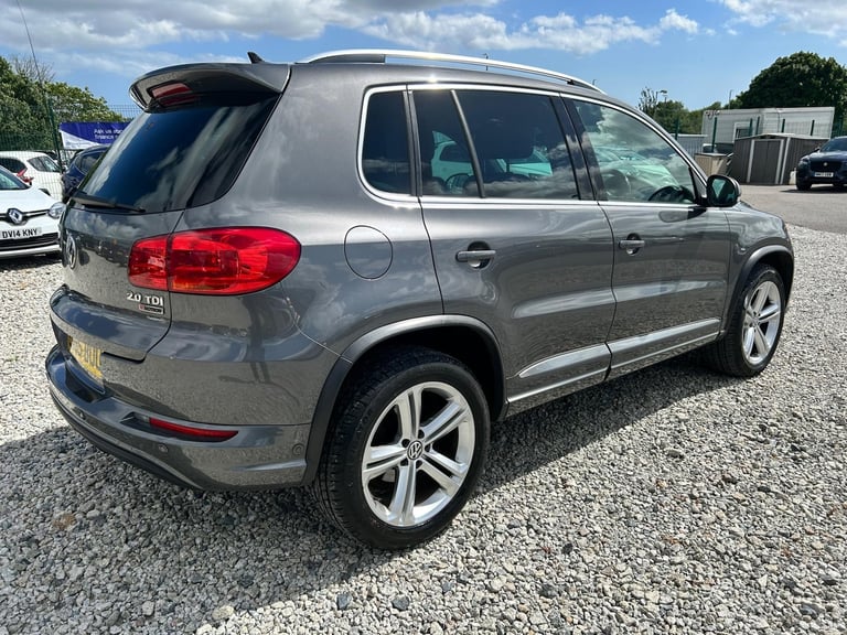 2015 Volkswagen Tiguan 2.0 TDI BlueMotion Tech R-Line Edition DSG 4WD Euro 6 (s/s) 5dr ESTATE Die...