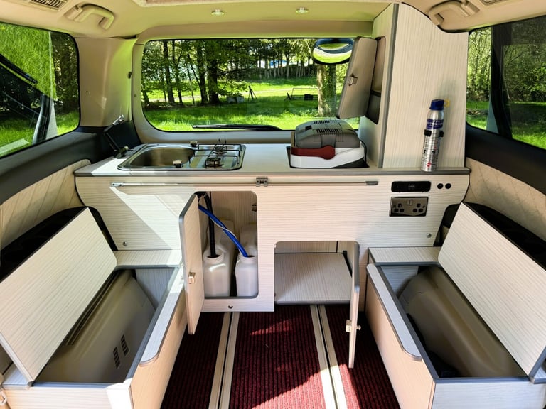 TOYOTA ALPHARD 2005 2.4 PETROL AUTO CAMPER VAN POP TOP ROOF REAR CONVERSION
