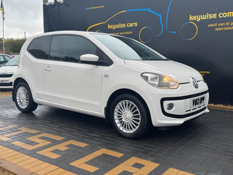  Volkswagen up! 1.0 High up! Euro 5 3dr Petrol Manual