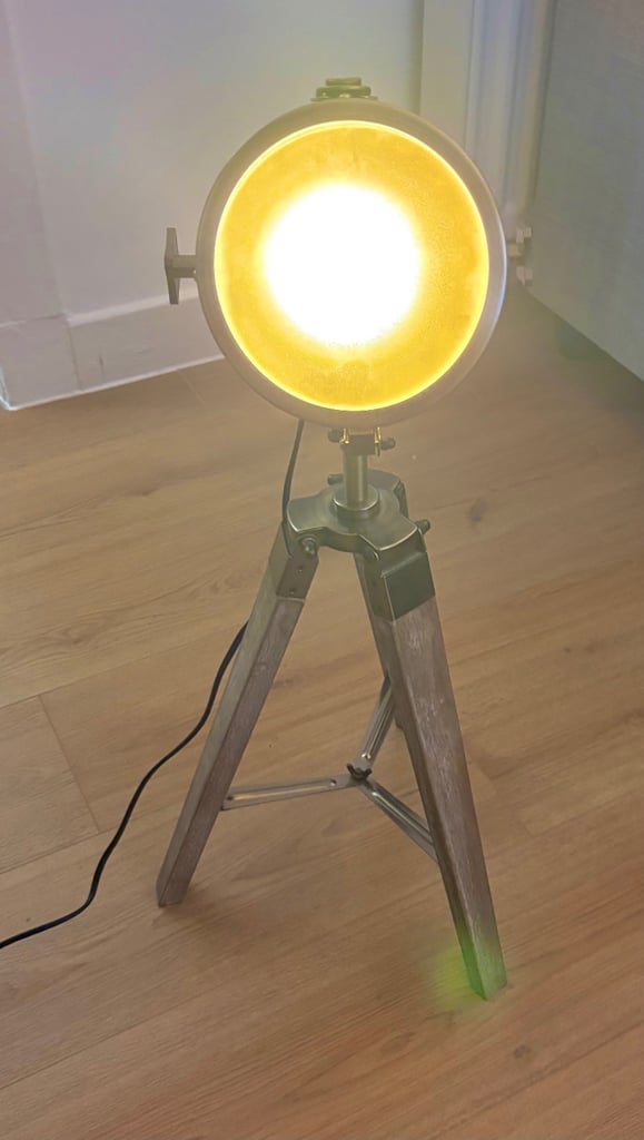 image for Small freestanding spotlight lamp
