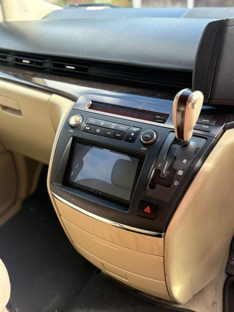 Nissan, 2005, 2500 (cc)