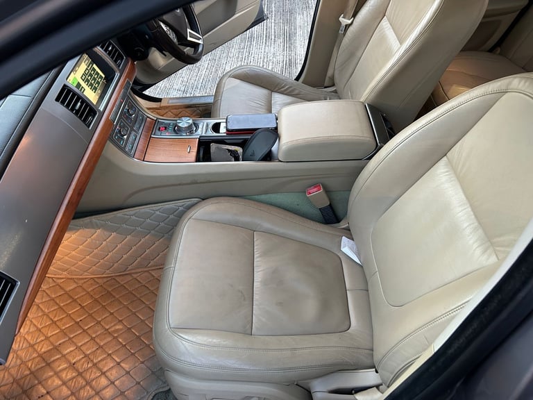 AUTO 2010 JAGUAR XF 3.0 V6 LUXURY 241 BHP 2 KEYS NOT LEON FR X TYPE XJ 530D 330D C350 CDI A45 A6 A5