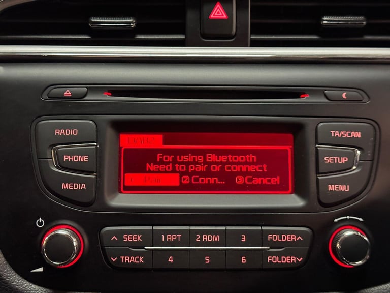 2016 Kia Ceed 1.6 CRDi 2 DCT Euro 6 (s/s) 5dr HATCHBACK Diesel Automatic