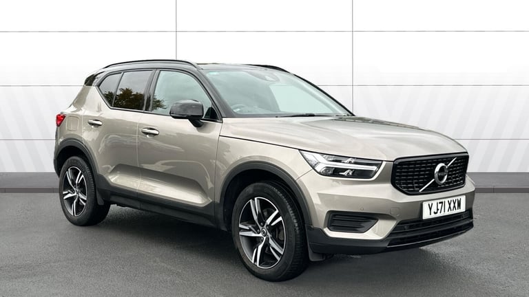 image for 2021 Volvo XC40 2.0 B4P R DESIGN 5dr Auto Petrol Estate Estate Petrol Automatic