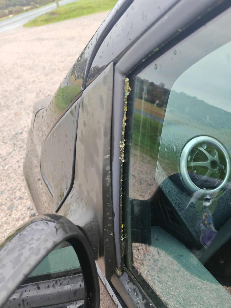 Ford, KA, Hatchback, 2010, Manual, 1242 (cc), 3 doors