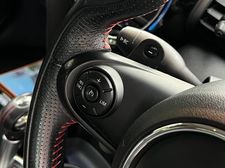 2016 Mini Hatch 2.0 Cooper 5 Auto Euro 6 (s/s) 5dr