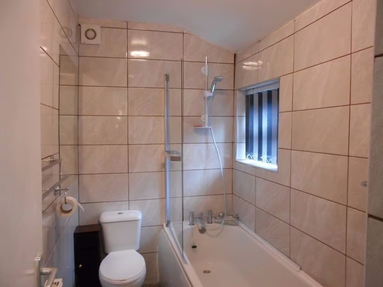 **LET BY** FURNIVAL STREET DSS NO DEPOSIT in Stokeon