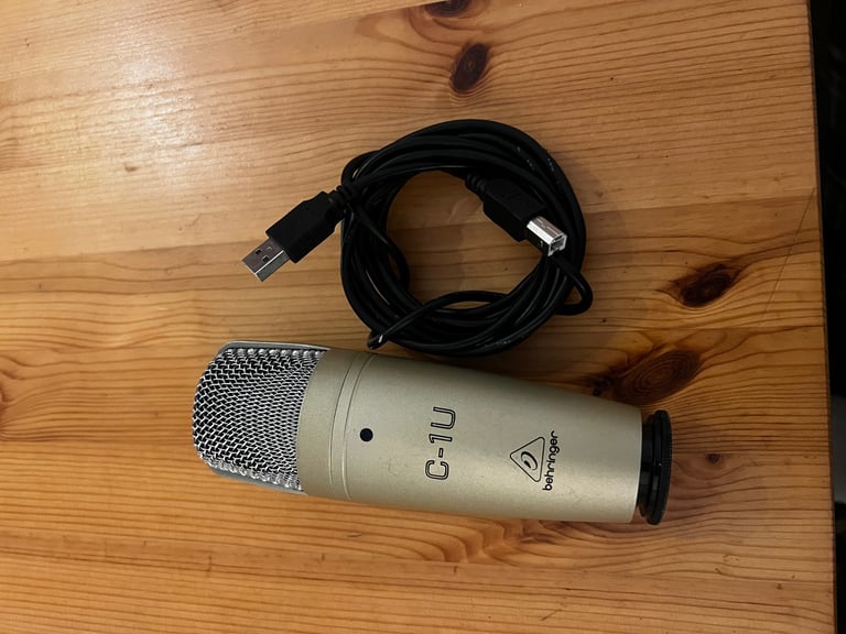 Behringer C-1U  condenser microphone 