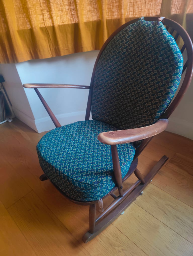 Ercol chair Recovered Excellent condition Very cottage chic