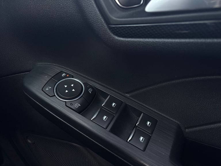 2022 Ford Kuga 2.0 EcoBlue 190 ST-Line 5dr Auto AWD HATCHBACK DIESEL Automatic