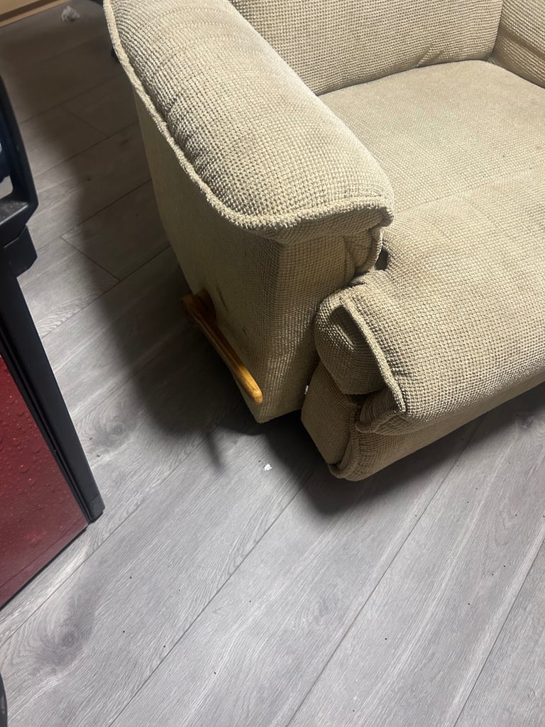 Recliner chair 