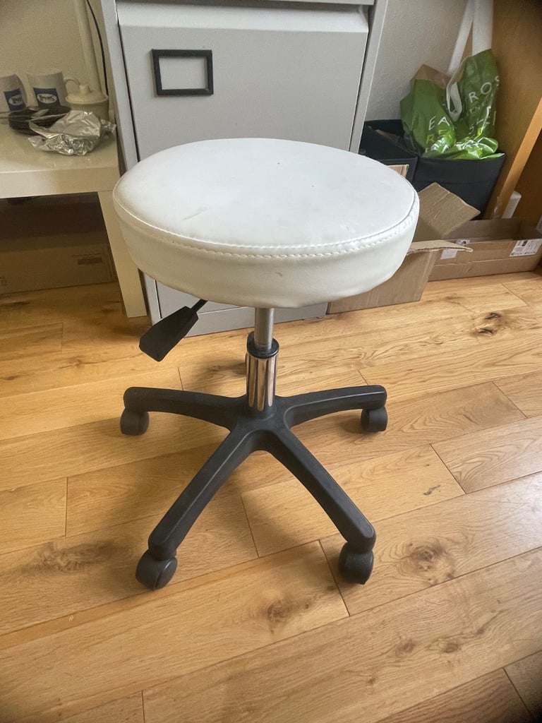 Long office desk - good for displays. 1.8m