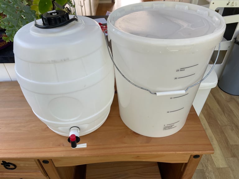 Brewing Bucket and Barrel