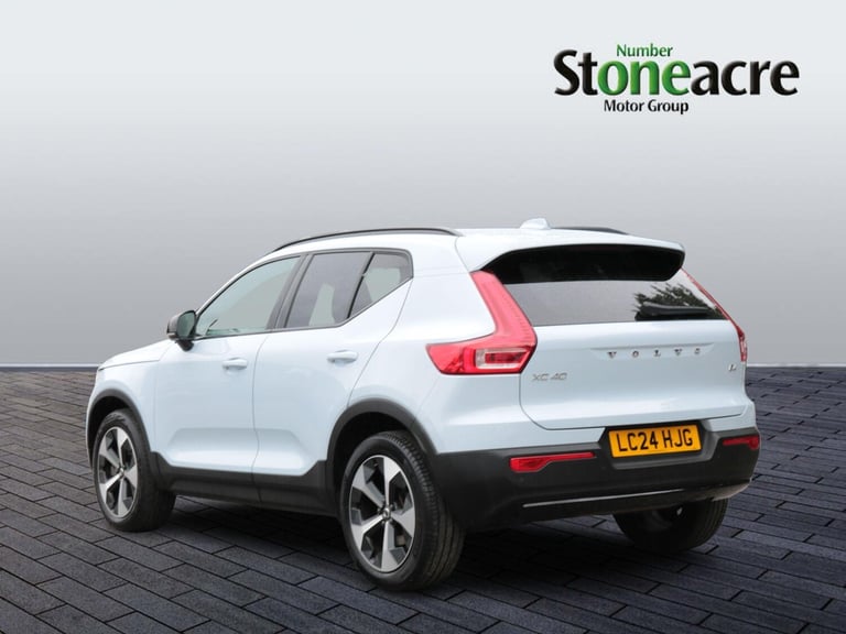 2024 Volvo XC40 Plus Dark B4 (197 hp) ESTATE Petrol/Electric Hybrid Automatic