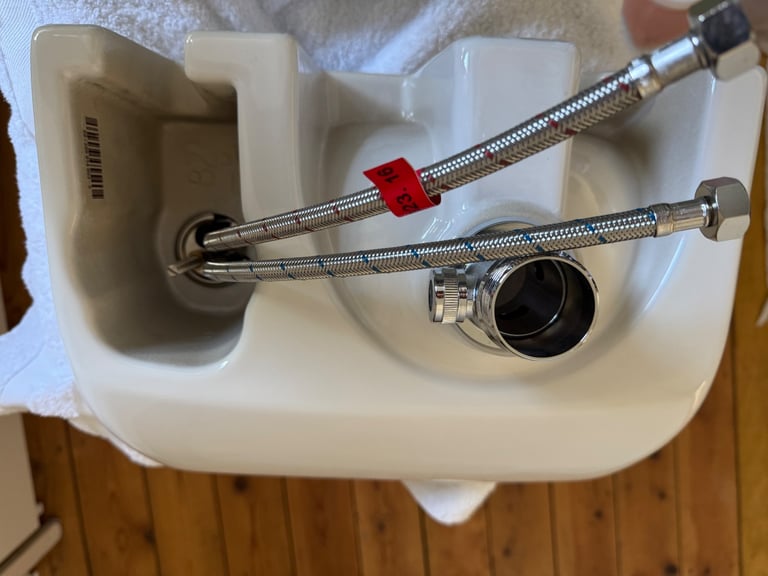 V&B Cloak Room Basin, Mixer and Waste