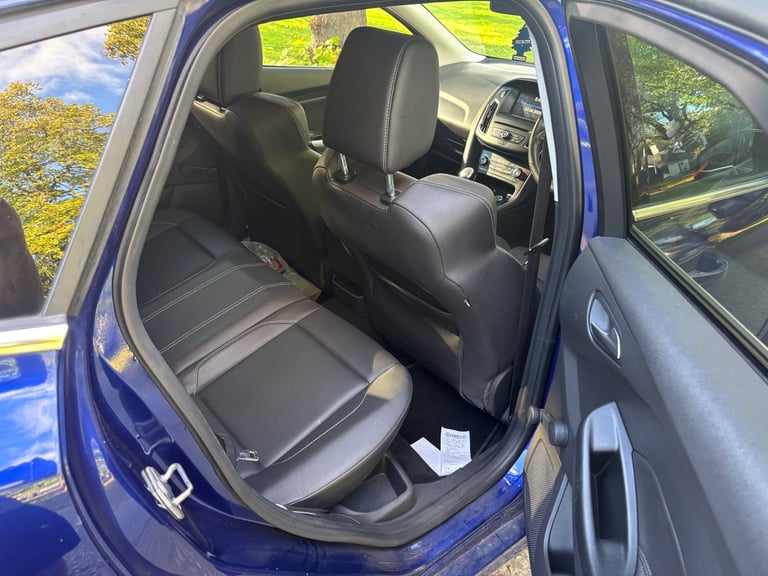 Ford, FOCUS, Hatchback, 2015, Manual, 1499 (cc), 5 doors
