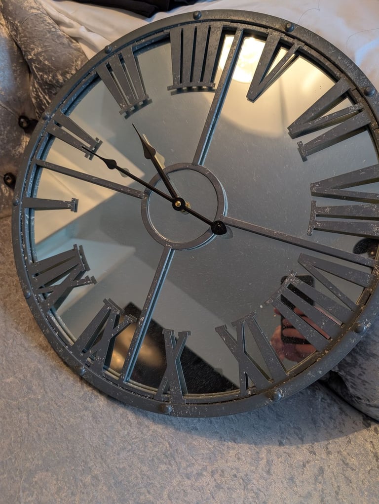 image for Beautiful mirror 