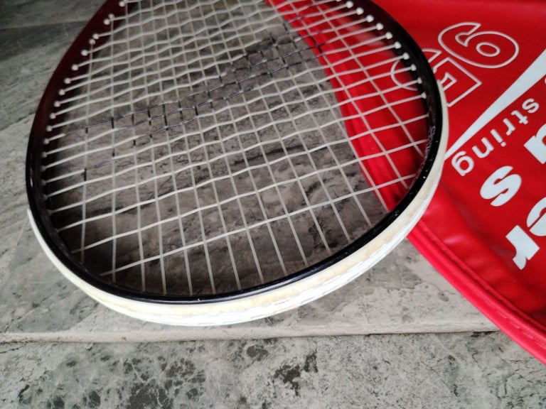 Tennis racket 