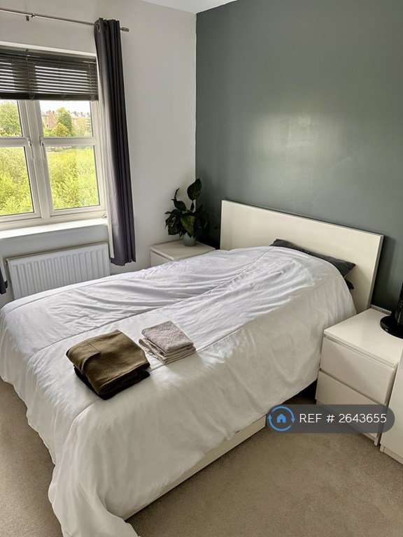 2 bedroom flat in Scampston Drive, East Ardsley, Wakefield, WF3 (2 bed) (#2643655)