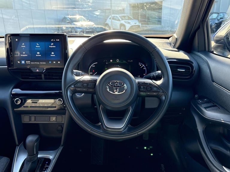 2022 Toyota Yaris 1.5 Hybrid Design 5dr CVT Estate Hybrid Automatic