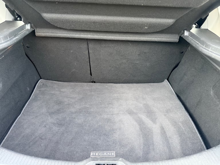2016 Renault Megane 1.5 dCi Dynamique Nav 5dr HATCHBACK Diesel Manual