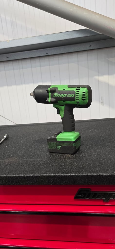 image for Snap on impact gun