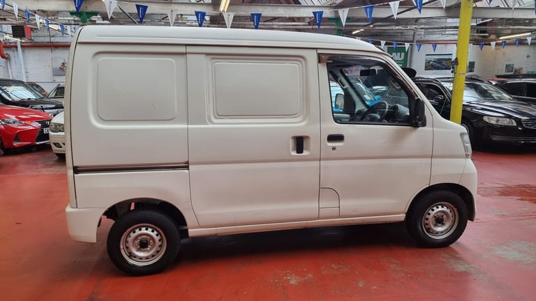 2023 Daihatsu Hijet Cargo 660cc Auto Freezer Van Ulez Free Petrol Automatic