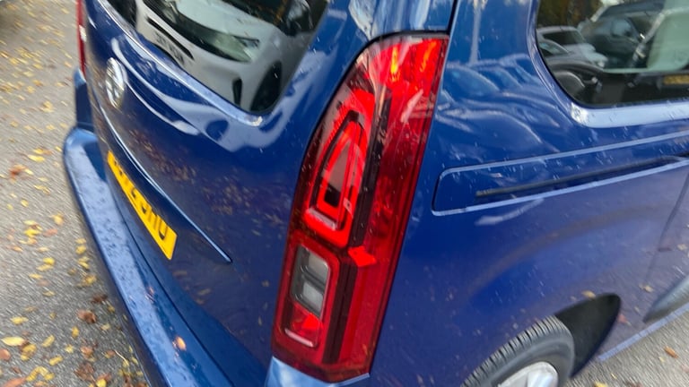 2022 Vauxhall Combo Life 1.5 Turbo D Edition MPV 5dr Diesel Manual 6Spd Euro 6 (s/s) (100 ps) MPV...