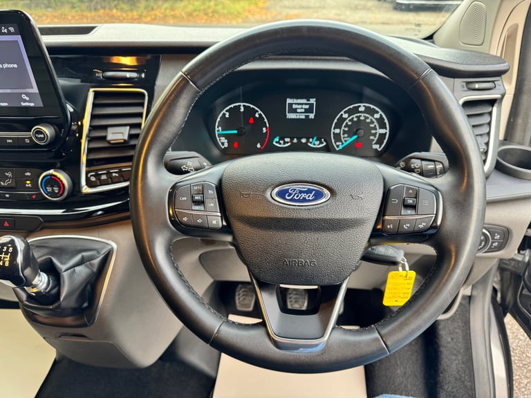 2022 FORD TRANSIT CUSTOM 320 CREW CAB 5 SEATS LIMITED + GREY + TAILGATE