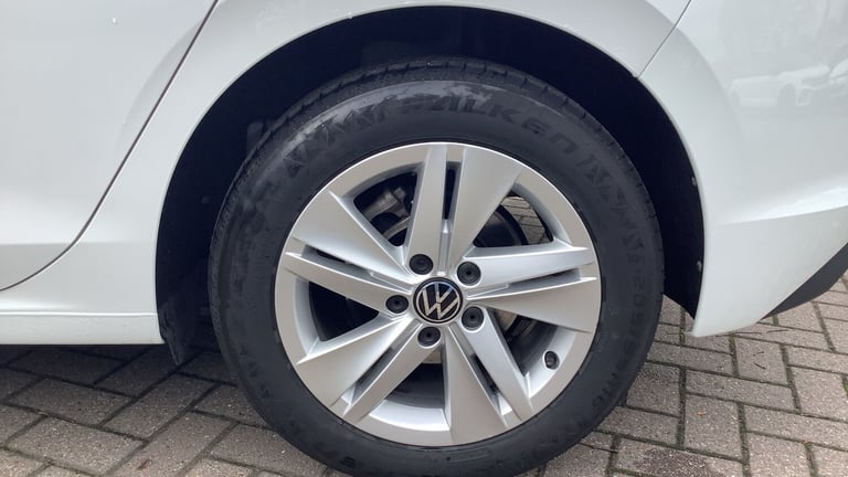 2023 Volkswagen Golf 1.5 TSI Life 5dr Petrol Hatchback Hatchback Petrol Manual
