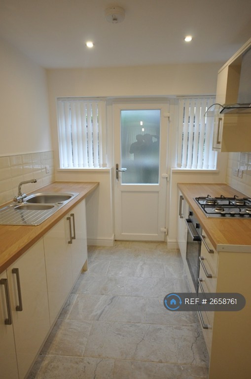 3 bedroom house in Tyisaf, Pentre, CF41 (3 bed) (#2658761)