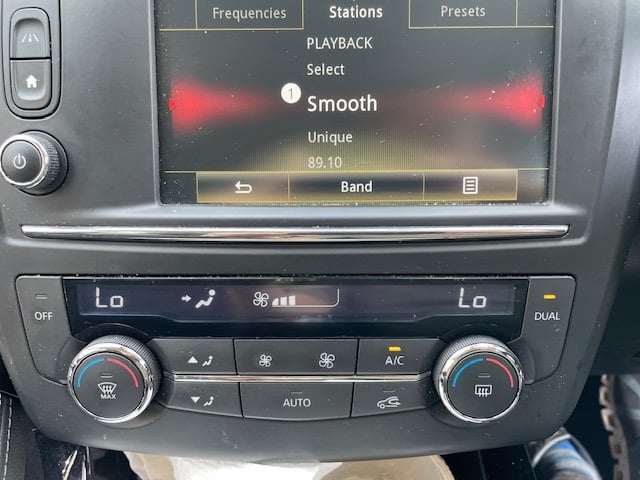 Renault, KADJAR, Hatchback, 2015, Manual, 1461 (cc), 5 doors
