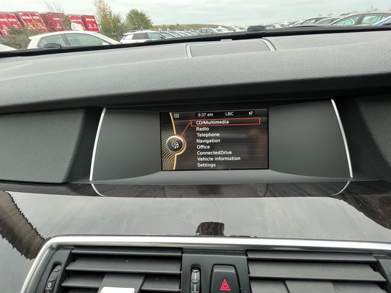 2013 BMW 5 Series 520d SE 5dr Step Auto [Business Media] HATCHBACK Diesel Automatic